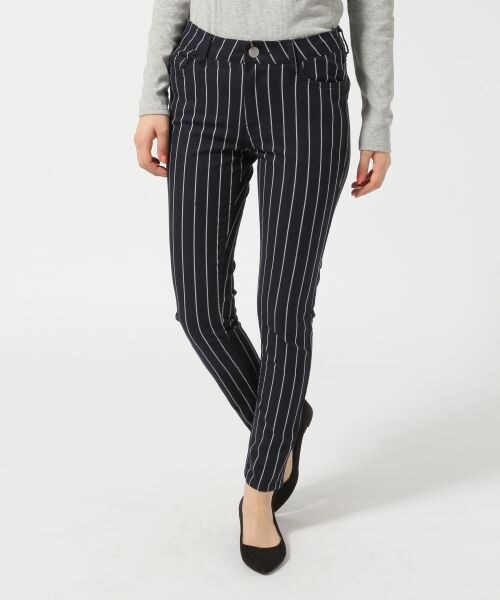 LOWRYS FARM(ローリーズファーム)の「ストライプ*ギンガムスキニーパンツ(パンツ・レディース・オフ×ストライプ/ブラック×ギンガム/ネイビー×ギンガム/ブルー×ストライプ/ネイビー×ストライプ・XS/S/M/L)」の5枚目の写真