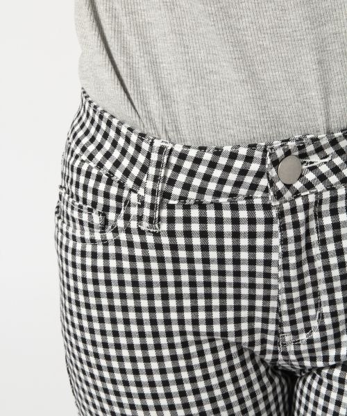 LOWRYS FARM(ローリーズファーム)の「ストライプ*ギンガムスキニーパンツ(パンツ・レディース・オフ×ストライプ/ブラック×ギンガム/ネイビー×ギンガム/ブルー×ストライプ/ネイビー×ストライプ・XS/S/M/L)」の8枚目の写真