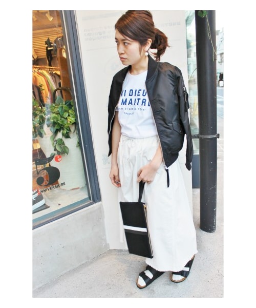 SLOBE IENA(スローブイエナ)の「《予約》ナイロンクロップドMA-1 ブルゾン(その他ブルゾン・レディース・ブラック/ホワイト/カーキ・36/38/40)」の8枚目の写真