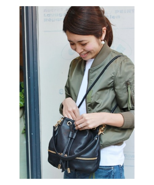 SLOBE IENA(スローブイエナ)の「《予約》ナイロンクロップドMA-1 ブルゾン(その他ブルゾン・レディース・ブラック/ホワイト/カーキ・36/38/40)」の3枚目の写真