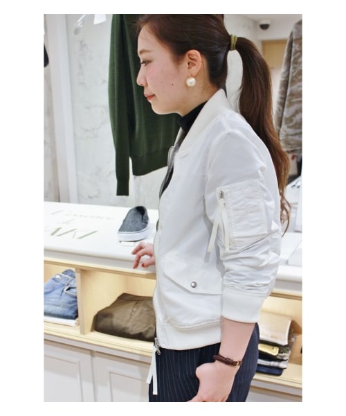 SLOBE IENA(スローブイエナ)の「《予約》ナイロンクロップドMA-1 ブルゾン(その他ブルゾン・レディース・ブラック/ホワイト/カーキ・36/38/40)」の16枚目の写真