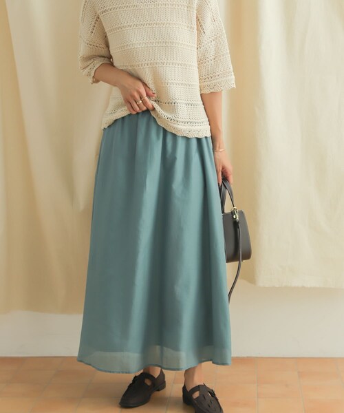 URBAN RESEARCH DOORS（アーバンリサーチドアーズ）の「コットンシルクロングスカート（スカート・レディース・D.MINT/BLACK/BROWN・M）」の3枚目の写真