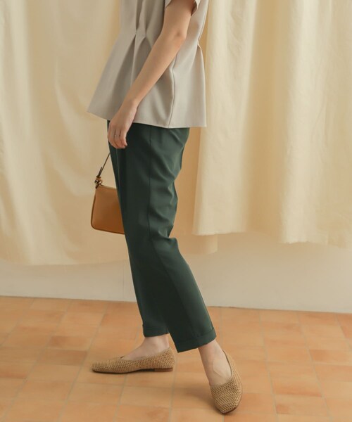 URBAN RESEARCH DOORS（アーバンリサーチドアーズ）の「ストレッチテーパードイージーパンツ（パンツ・レディース・GREEN/BLACK/NAVY・XS/S/M）」の10枚目の写真