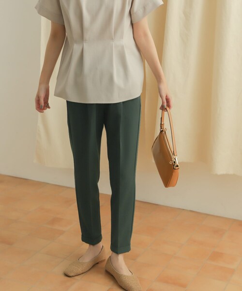 URBAN RESEARCH DOORS（アーバンリサーチドアーズ）の「ストレッチテーパードイージーパンツ（パンツ・レディース・GREEN/BLACK/NAVY・XS/S/M）」の11枚目の写真