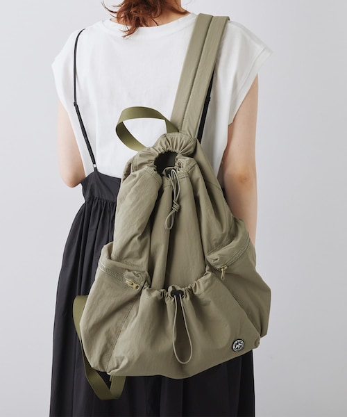 PUAL CE CIN(ピュアルセシン)の「【2023AW】ドロストリュック(バックパック/リュック・レディース・カーキ/ブラック・FREE)」の1枚目の写真