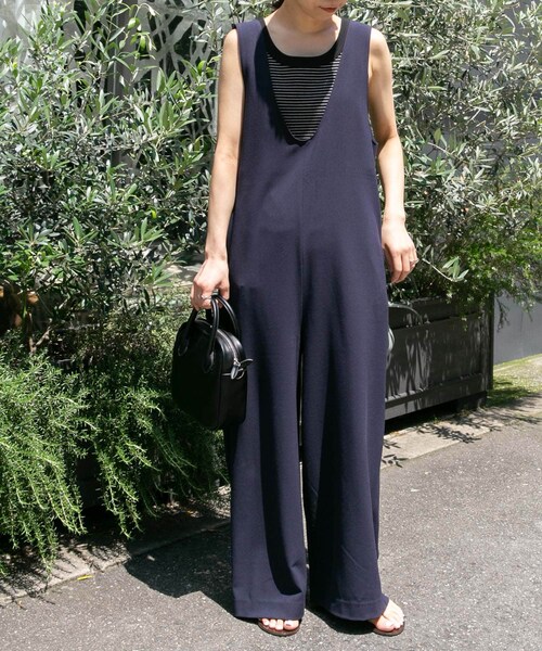 FORK&SPOON（フォークアンドスプーン）の「FORK&SPOON Uネックサロペット（オールインワン・サロペット・レディース・BLACK/NAVY・1/2）」の11枚目の写真