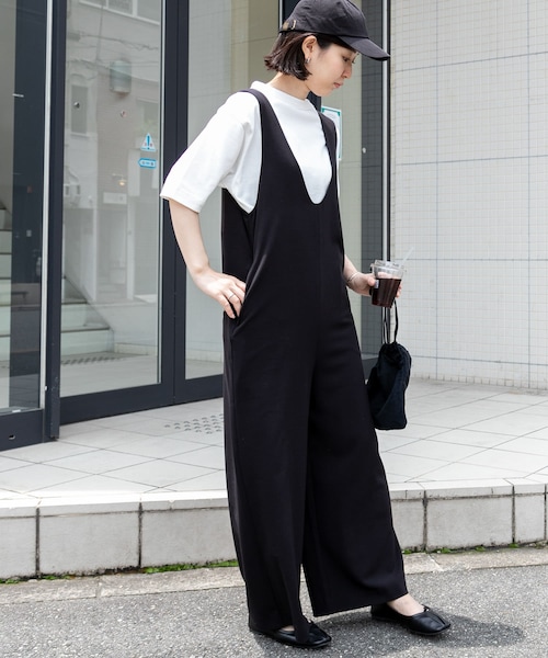 FORK&SPOON（フォークアンドスプーン）の「FORK&SPOON Uネックサロペット（オールインワン・サロペット・レディース・BLACK/NAVY・1/2）」の7枚目の写真