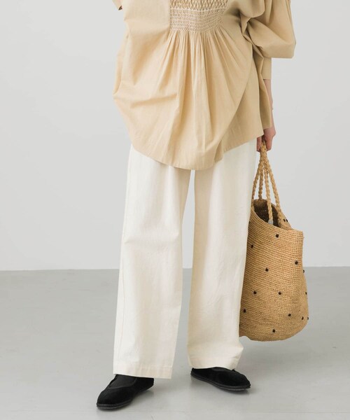 かぐれ(カグレ)の「コットンデニムイージーパンツ(パンツ・レディース・NATURAL/INDIGO・FREE)」の12枚目の写真