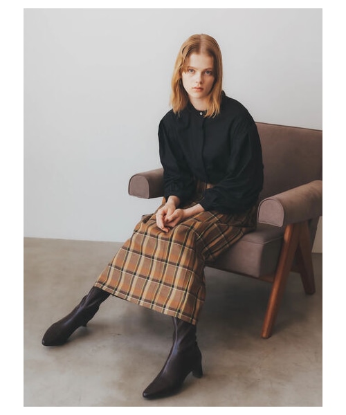 YECCA VECCA（イェッカヴェッカ）の「ストレッチミドル丈ブーツ（シューズ・ブラック/ベージュ/ブラウン・5cm）」の5枚目の写真