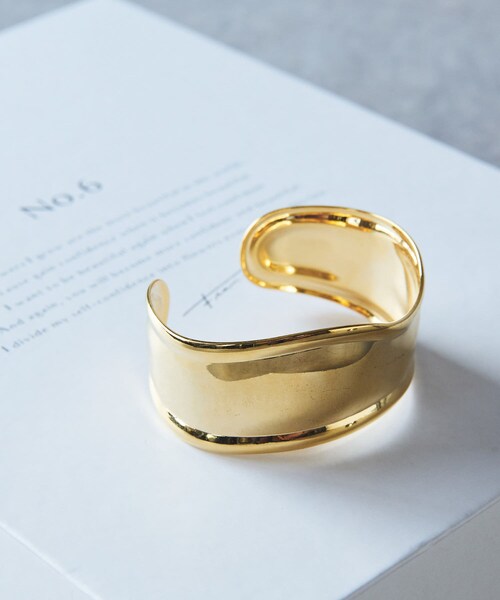 un dix cors（アンディコール）の「《予約》太バングル（バングル/リストバンド・レディース・シルバー/ゴールド・F）」の2枚目の写真