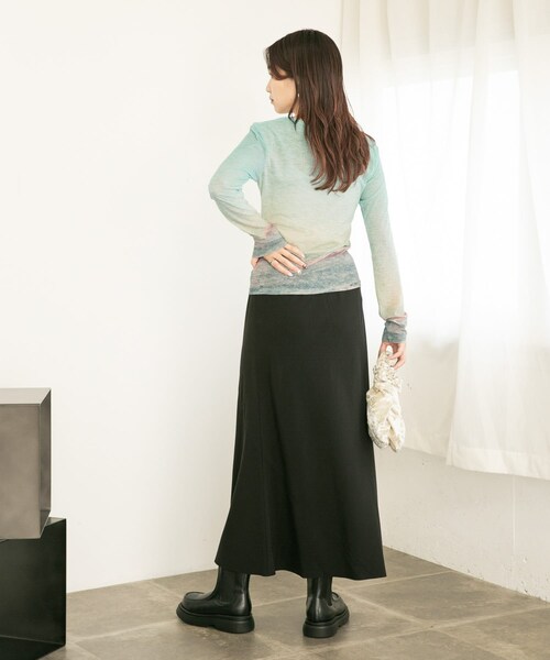 KBF（ケイビーエフ）の「グラフィックプリントカットソー（トップス・レディース・SUNSET/FLOWER/SPLASH・one）」の15枚目の写真