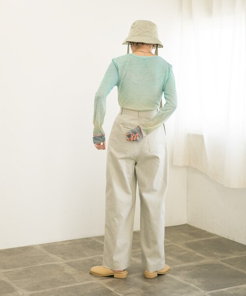 KBF（ケイビーエフ）の「グラフィックプリントカットソー（トップス・レディース・SUNSET/FLOWER/SPLASH・one）」の6枚目の写真