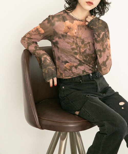 KBF（ケイビーエフ）の「グラフィックプリントカットソー（トップス・レディース・SUNSET/FLOWER/SPLASH・one）」の20枚目の写真