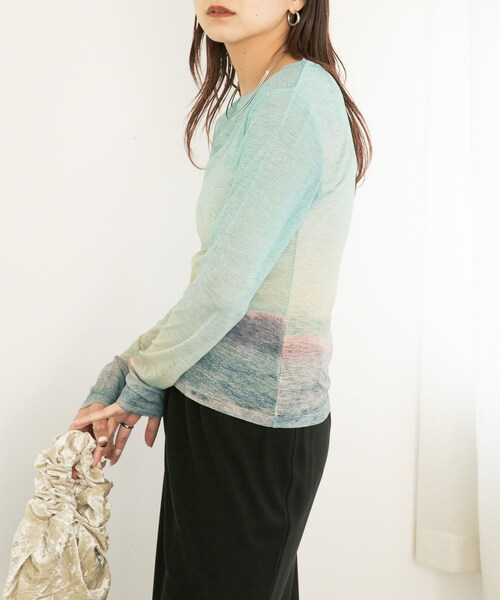 KBF（ケイビーエフ）の「グラフィックプリントカットソー（トップス・レディース・SUNSET/FLOWER/SPLASH・one）」の11枚目の写真