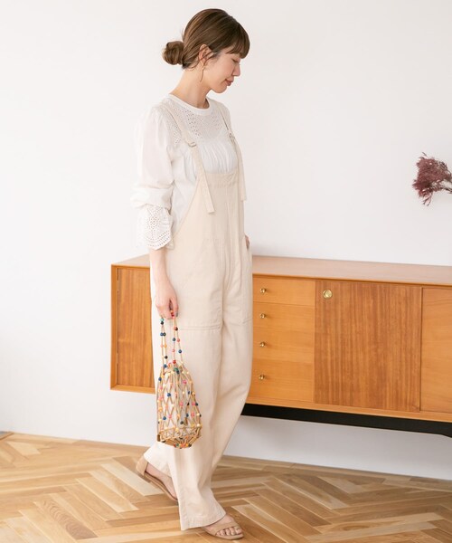 URBAN RESEARCH Sonny Label（アーバンリサーチサニーレーベル）の「2WAYスカラップコットンレースブラウス（トップス・レディース・オフ/ブラック/サックスブルー・FREE）」の21枚目の写真