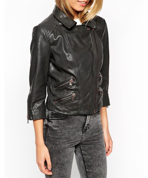asos（エイソス）の「ASOS Leather Biker Jacket In Vintage Look（ライダースジャケット・レディース・black・US 10/US 0/US 12/US 14/US 2/US 4/US 6/US 8）」の3枚目の写真