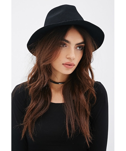 FOREVER 21（フォーエバー トゥエンティーワン）の「FOREVER 21+ Twisted Band Wool Fedora（帽子・レディース・Black/Olive・One size）」の4枚目の写真
