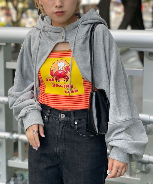 美品✨ETRE TOKYO Speedo コラボ ギャザーショートブルゾン 美品✨ETRE TOKYO Speedo コラボ ギャザーショートブルゾン ETRE