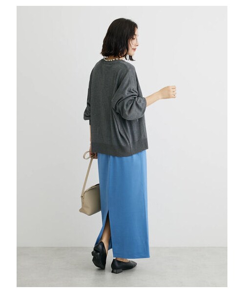 Green　Parks（グリーンパークス）の「・ELENCARE DUEパールツキシアーカーディガン（トップス・グレー/ブラック/ボルドー/ライトベージュ/ブラウン・F）」の4枚目の写真