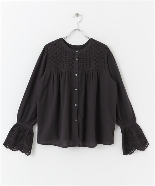 URBAN RESEARCH Sonny Label（アーバンリサーチサニーレーベル）の「2WAY扇貝花邊棉質蕾絲罩衫（その他・レディース・米色/黑色/薩克斯藍・米色/黑色/薩克斯藍）」の2枚目の写真