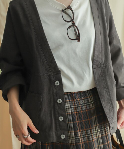 URBAN RESEARCH DOORS（アーバンリサーチドアーズ）の「リメイクショートジャケット（ジャケット/アウター・レディース・CHARCOAL/KHAKI・M）」の14枚目の写真