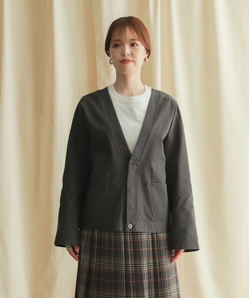 URBAN RESEARCH DOORS（アーバンリサーチドアーズ）の「リメイクショートジャケット（ジャケット/アウター・レディース・CHARCOAL/KHAKI・M）」の17枚目の写真