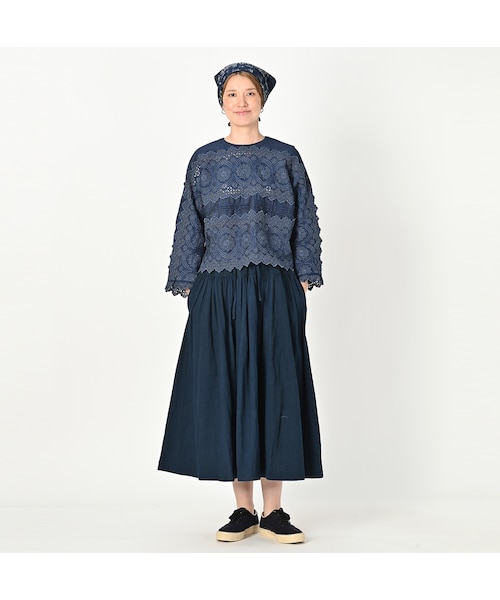 45アール カットワークブラウス 45R（フォーティファイブアール）の「タペットのカットワーク