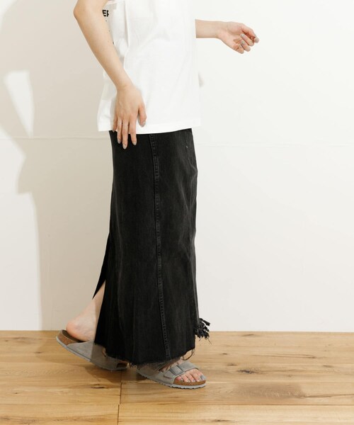 77circa(ナナナナサーカ)の「77circa long denim skirt 26(スカート・レディース・black1/black2/blue1/blue2・26)」の4枚目の写真