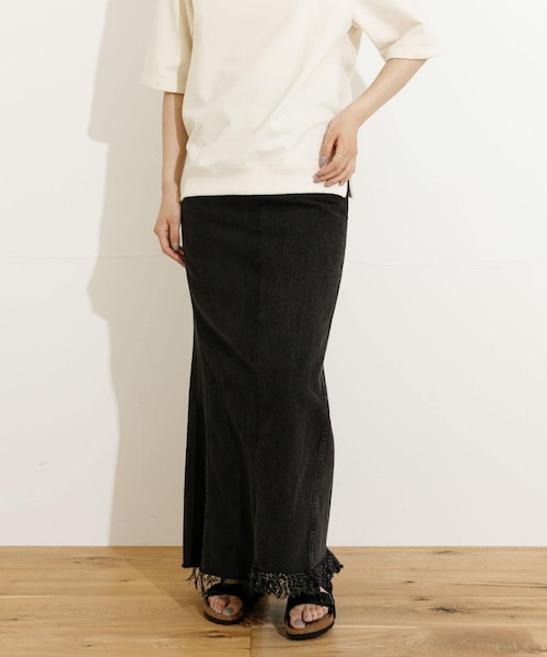 77circa(ナナナナサーカ)の「77circa long denim skirt 28(スカート・レディース・black1/black2/blue1/blue2・28)」の3枚目の写真