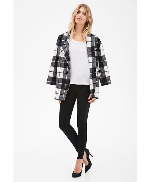 FOREVER 21（フォーエバー トゥエンティーワン）の「FOREVER 21 Dark Wash Jeggings（デニムパンツ・レディース・Black/Indigo・Medium/X-Small/Small/Large）」の3枚目の写真