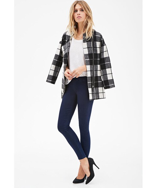 FOREVER 21（フォーエバー トゥエンティーワン）の「FOREVER 21 Dark Wash Jeggings（デニムパンツ・レディース・Black/Indigo・Medium/X-Small/Small/Large）」の7枚目の写真