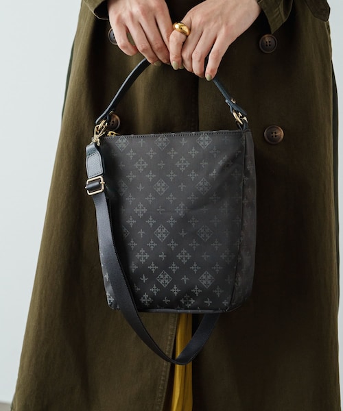 russet（ラシット）の「スリムミニショルダーバッグ(CE-1177