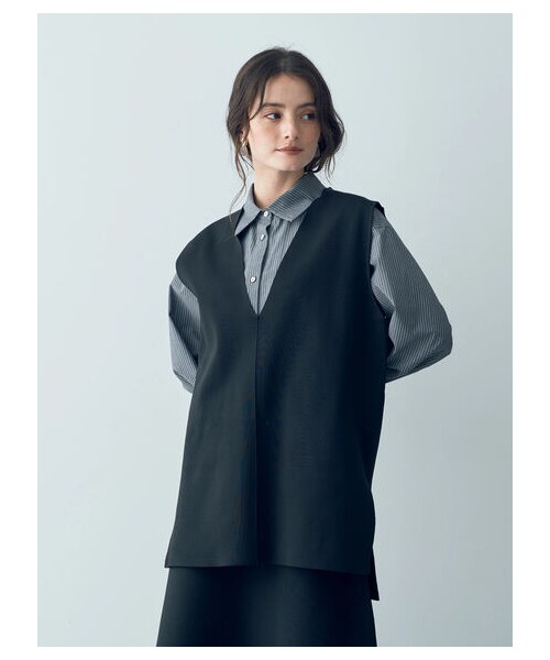 YECCA VECCA(イェッカヴェッカ)の「Vネックニットベスト(トップス・ブラック/キャメル/バーガンディー・F)」の18枚目の写真
