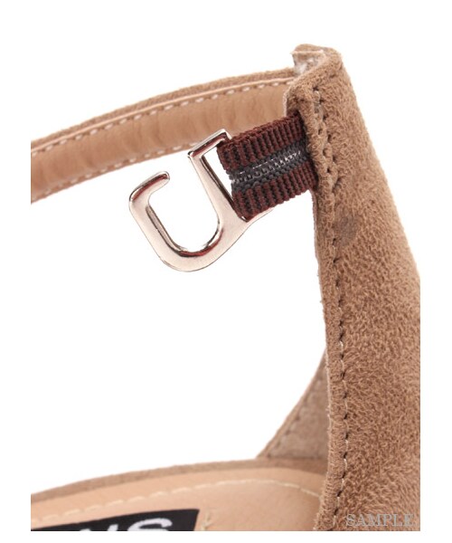 SNIDEL（スナイデル）の「ポインテッドローヒールパンプス（パンプス・レディース・WHT/GRY/BLK・S/M/L）」の10枚目の写真