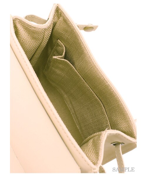 SNIDEL(スナイデル)の「スクエアミニバックパック(リュック・レディース・WHT/BEG/BLK・F)」の8枚目の写真