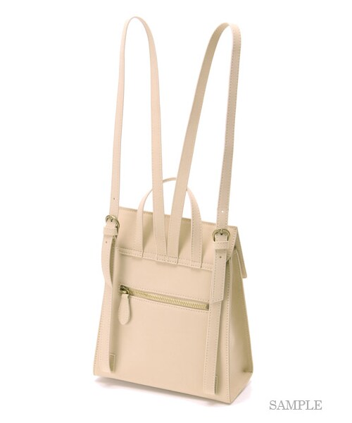 SNIDEL(スナイデル)の「スクエアミニバックパック(リュック・レディース・WHT/BEG/BLK・F)」の5枚目の写真