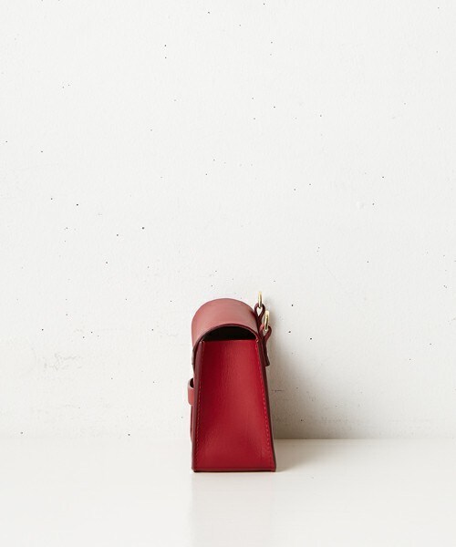 Sophie Hulme（ソフィーヒュルム）の「SOPHIE  HULME ナノエンベロープショルダーバック（ショルダーバッグ・レディース・ブラック/ライトピンク/エンジ・FREE）」の4枚目の写真