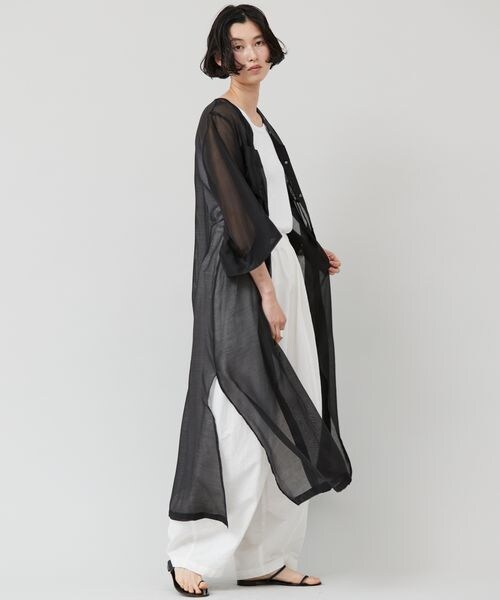 【新品未使用】カレンソロジー　シアーロングブラウス　洗えるトップス　日本製 Curensology（カレンソロジー）の「シアーロングシャツ（）」 - WEAR