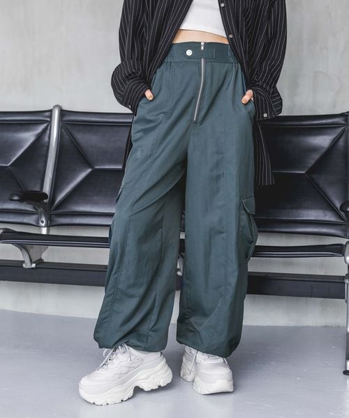 ジーナシス　ハイウエストフロントZIPカーゴパンツ JEANASIS（ジーナシス）の「ハイウエストフロントZIPカーゴ