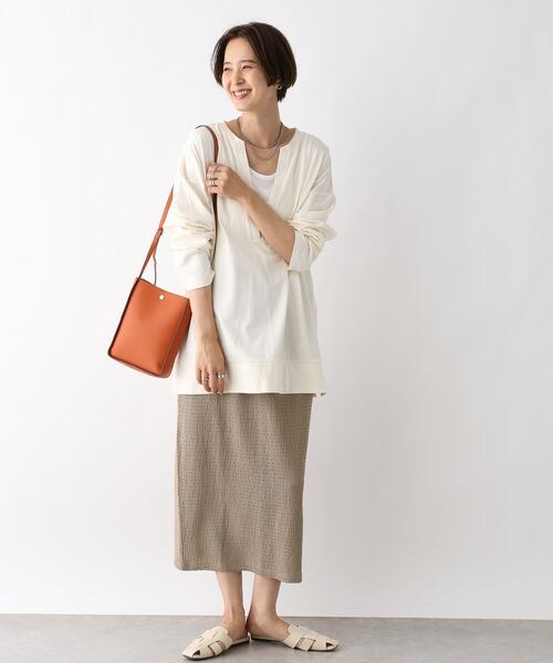 LEPSIM（レプシィム）の「シャーリングジャガードスカート（スカート・ブラック09/チャコール18/ベージュ52・FREE SIZE/FREE TALL）」の17枚目の写真