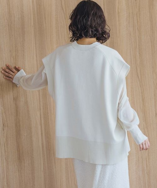 A part by（アパートバイ）の「スポンジVニットベスト/WEB先行