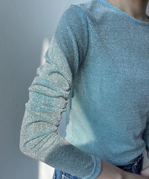 LOWRYS FARM（ローリーズファーム）の「ラメクルーロングスリーブ（トップス・アイボリー08/ブラック09/シルバー12/ブルー85・FREE）」の4枚目の写真