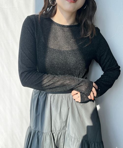 LOWRYS FARM（ローリーズファーム）の「ラメクルーロングスリーブ（トップス・アイボリー08/ブラック09/シルバー12/ブルー85・FREE）」の6枚目の写真