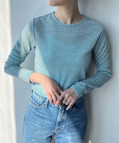 LOWRYS FARM（ローリーズファーム）の「ラメクルーロングスリーブ（トップス・アイボリー08/ブラック09/シルバー12/ブルー85・FREE）」の7枚目の写真