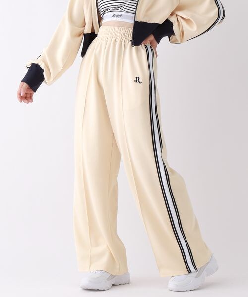 repipi armario（レピピ アルマリオ）の「☆WEB先行予約☆ワイドトラックパンツ（パンツ・アイボリー08/ブラック09/ピンク23/ライトブルー82・S(140~150cm)/M(150~160cm)/L(160cm~)）」の4枚目の写真