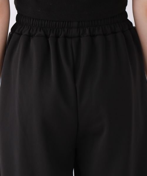 repipi armario（レピピ アルマリオ）の「☆WEB先行予約☆ワイドトラックパンツ（パンツ・アイボリー08/ブラック09/ピンク23/ライトブルー82・S(140~150cm)/M(150~160cm)/L(160cm~)）」の16枚目の写真