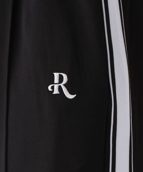 repipi armario（レピピ アルマリオ）の「☆WEB先行予約☆ワイドトラックパンツ（パンツ・アイボリー08/ブラック09/ピンク23/ライトブルー82・S(140~150cm)/M(150~160cm)/L(160cm~)）」の18枚目の写真