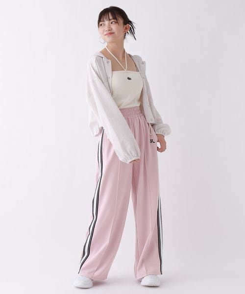 repipi armario（レピピ アルマリオ）の「☆WEB先行予約☆ワイドトラックパンツ（パンツ・アイボリー08/ブラック09/ピンク23/ライトブルー82・S(140~150cm)/M(150~160cm)/L(160cm~)）」の8枚目の写真