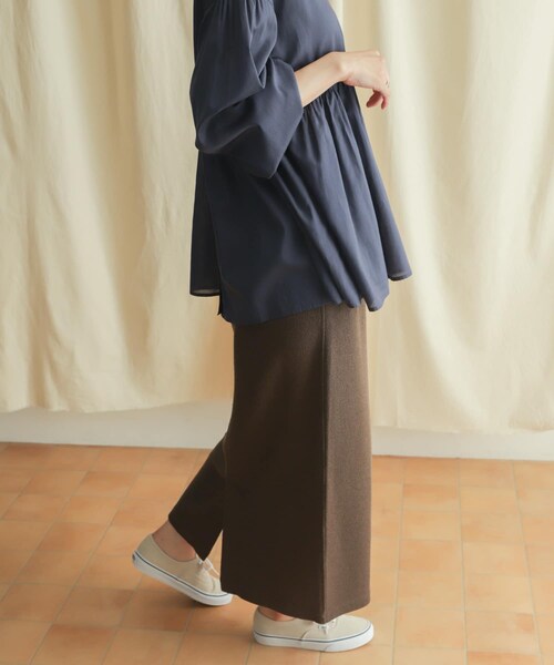 URBAN RESEARCH DOORS（アーバンリサーチドアーズ）の「『セットアップ対応』ブークレカットストレートスカート（スカート・レディース・L.BEIGE/CHARCOAL・M）」の7枚目の写真