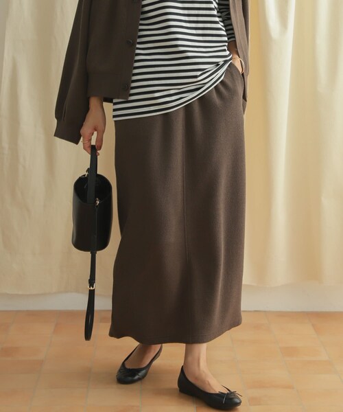 URBAN RESEARCH DOORS（アーバンリサーチドアーズ）の「『セットアップ対応』ブークレカットストレートスカート（スカート・レディース・L.BEIGE/CHARCOAL・M）」の20枚目の写真